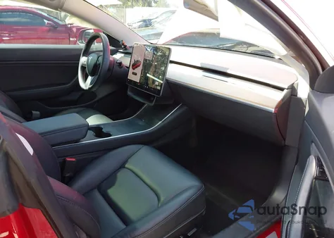 2018 Tesla Model 3 Long Range/Performance from USA, damaged, VIN 5YJ3E1EBXJF091456